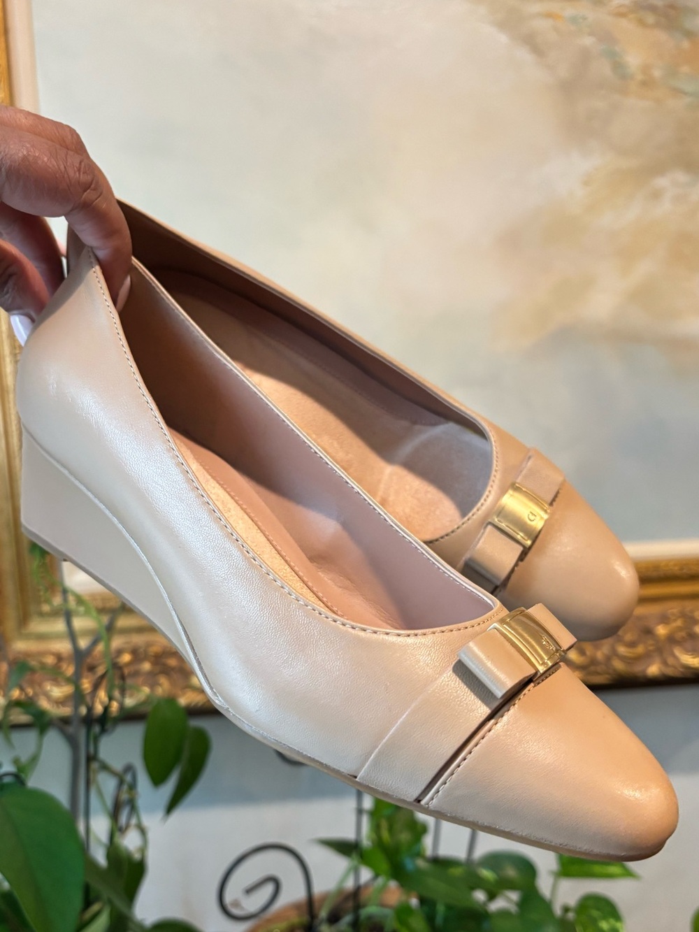 COLE HAAN Malta Bow Wedge Pump